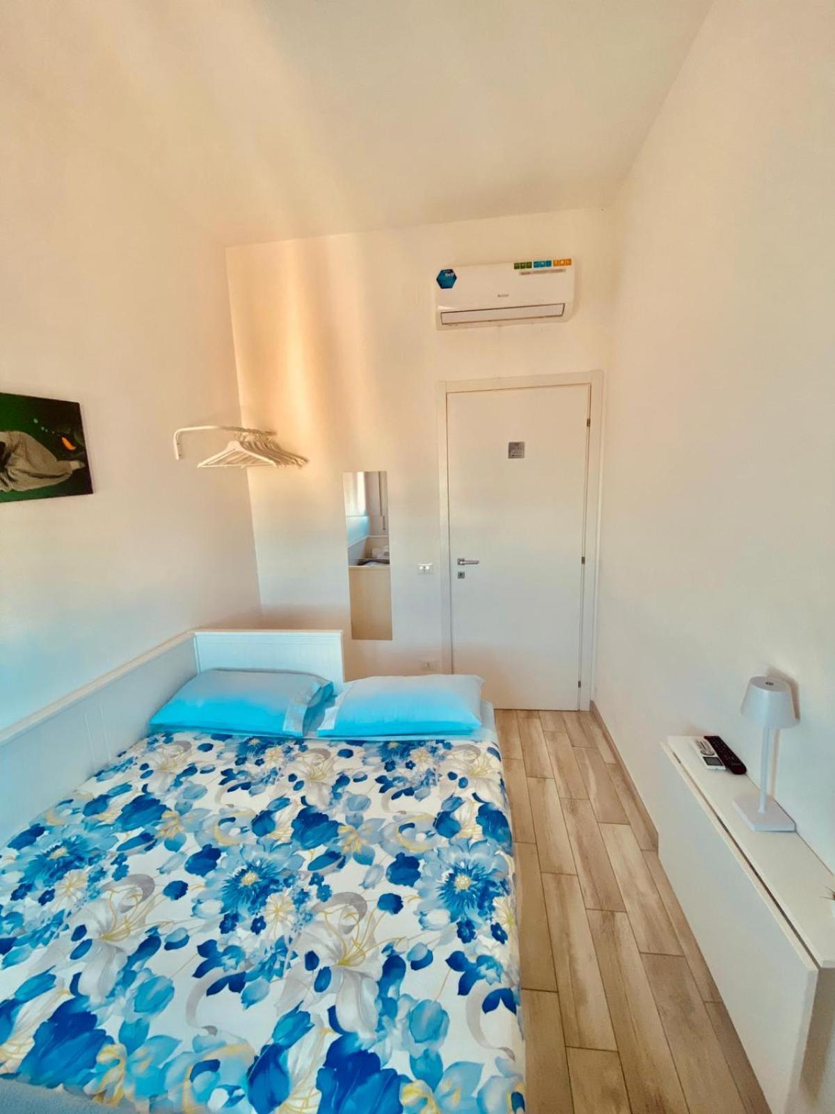 Bed and Breakfast L 'Approdo Felice Palermo Camera foto
